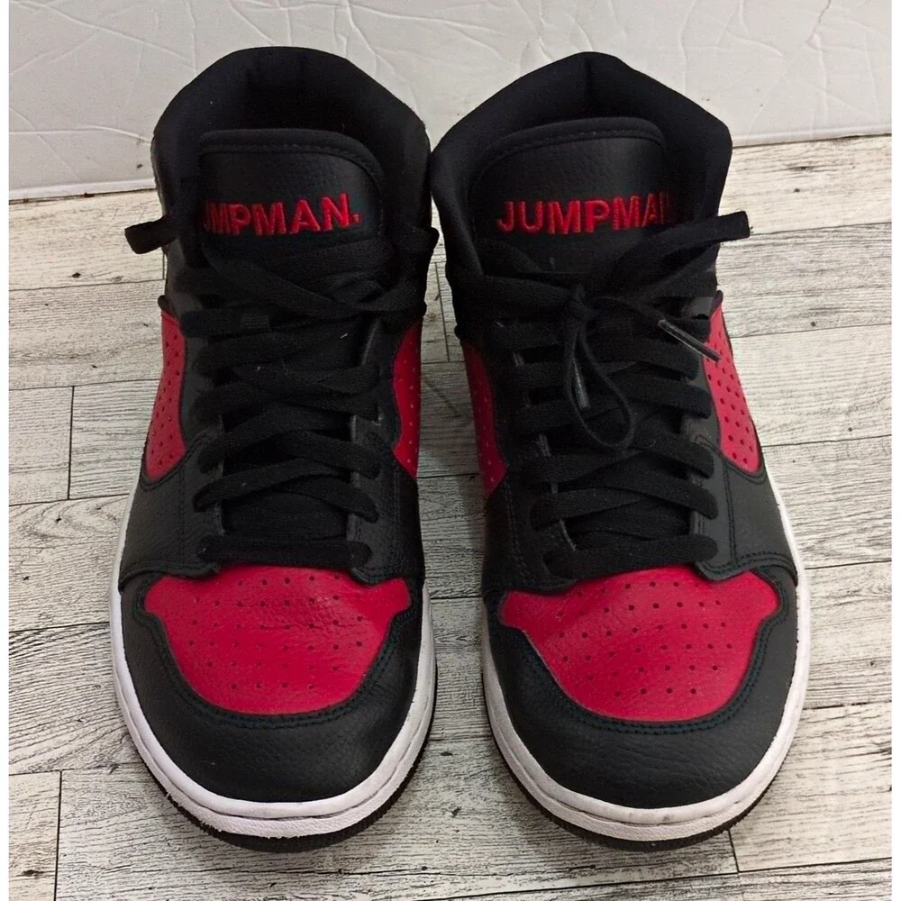 Jordan Air Jordan Access Bred Mid Top Sneakers Black/Red Size 8 AR3762-006